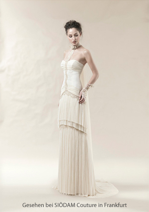 Jose M. Peiro - Brautkleid Tarife - gesehen bei SIÖDAM Couture in Frankfurt